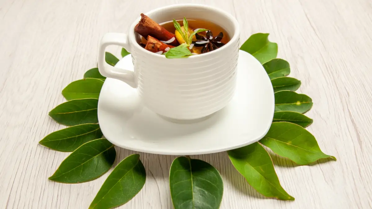 The Surprising Health Benefits of Bay Leaf Tea